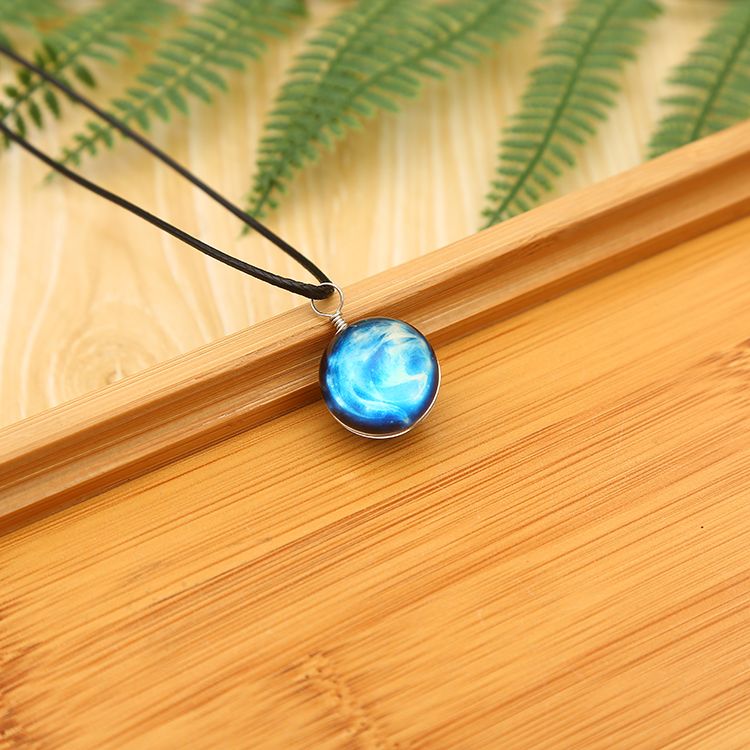 12 zodiac animal picture necklaces, a must-have DIY product, are sold directly by the manufacturer and are irresistibly charming Application Scenario
