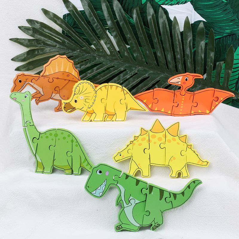 The wooden toy dinosaur puzzle is rich in color and highly entertaining. It can exercise babies' color recognition and visual ability, cultivate logical thinking ability, and exercise early education enlightenment training. It is a parent-child game Specification image