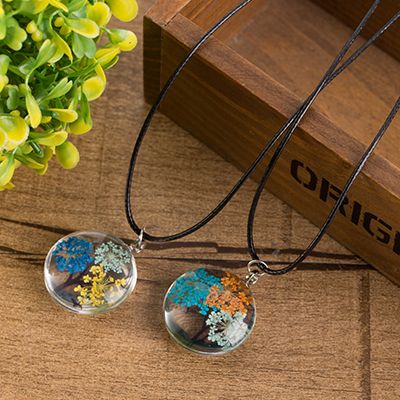 Round Dried Flower Life Tree Necklace 25 Network Red Explosive Diy Factory Direct Sales Invincible Charming Application Scenario