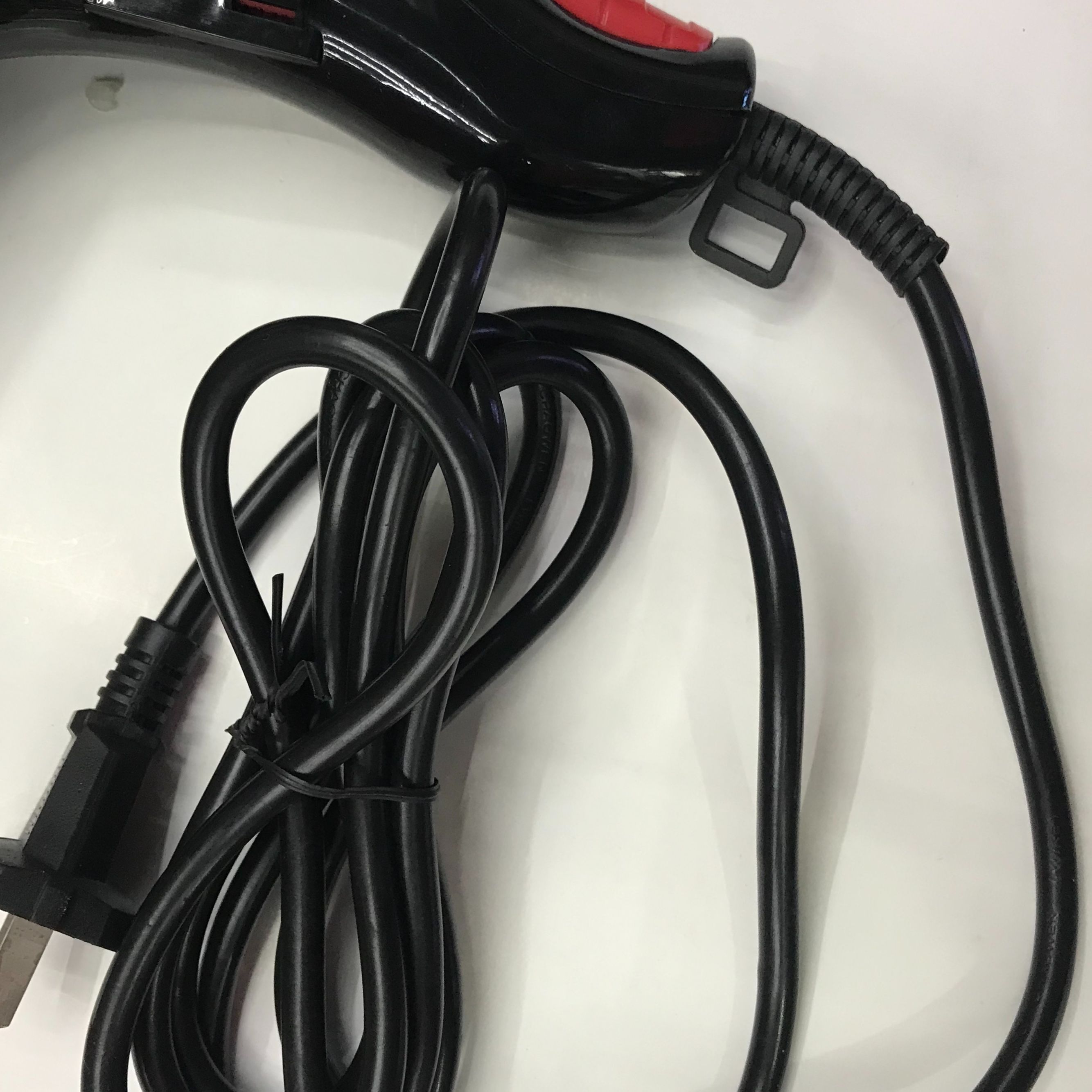 The Mingkai 3000 hair dryer features high power, strong wind force and fast speed Application Scenario