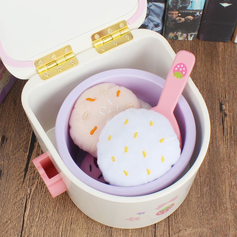 The wooden toys simulate house, and the rice cooker is highly entertaining. It can exercise the baby's hand-eye coordination and visual ability, cultivate logical thinking ability, and exercise parent-child games Specification image