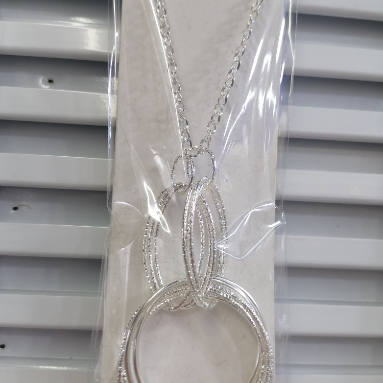 水滴夸张高级感气质大长脸复古宫廷风潮人女