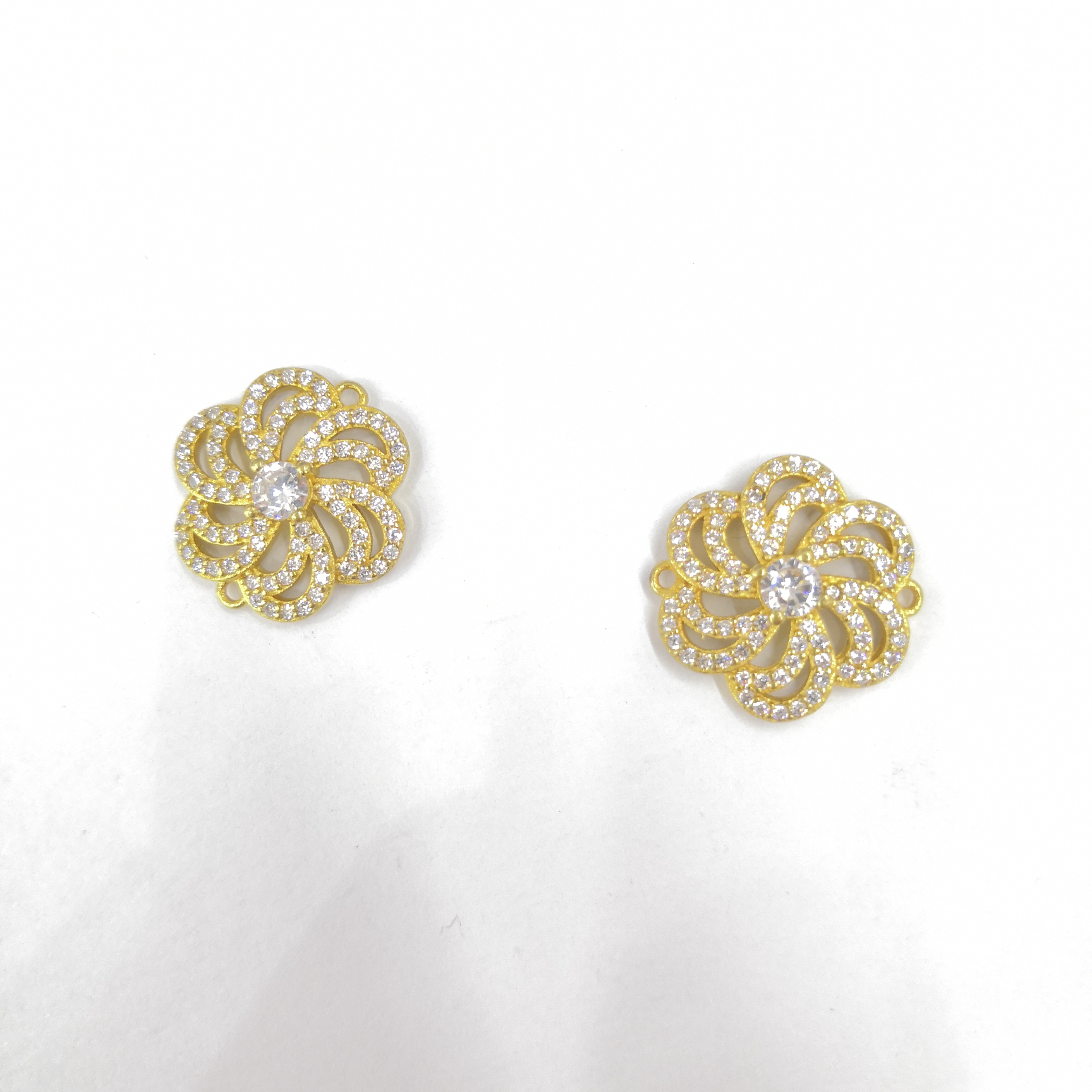 Microcast copper hexaptalous flower shape
