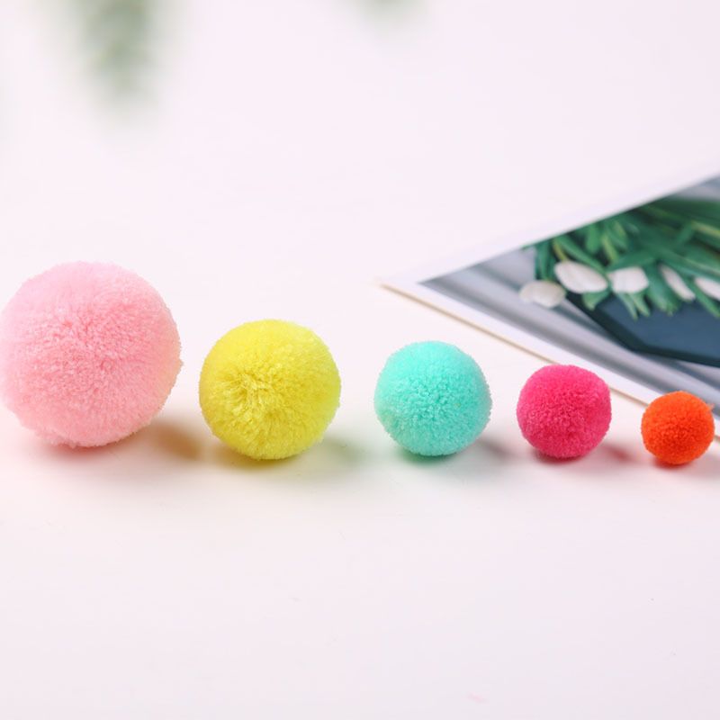 2.5cm cashmere wool ball, polyester ball, colored wool ball headwear, wool ball keychain, plush ball pendant Specification image