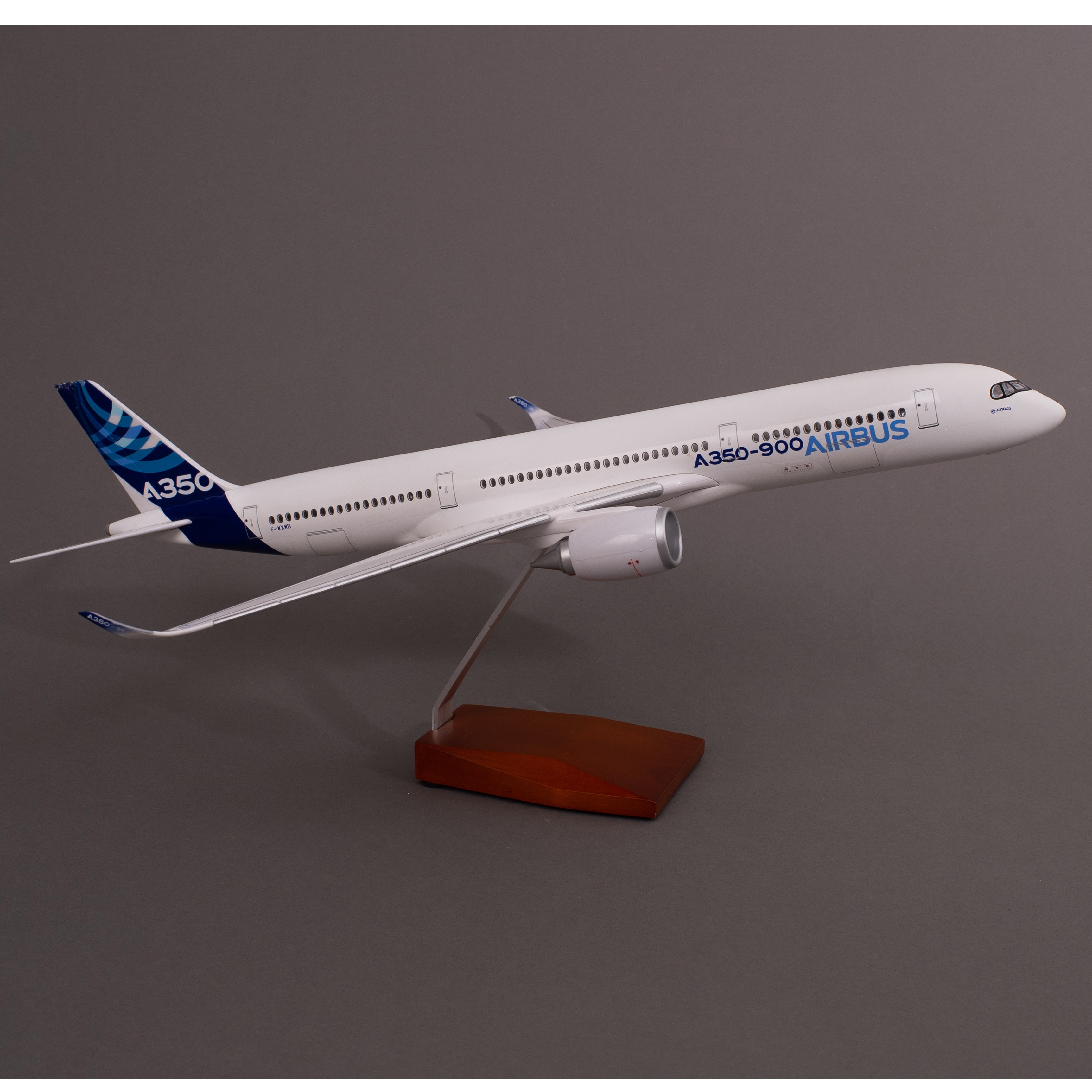 飞机模型(47cm西班牙伊比利亚航空a350飞机模型)abs合成塑脂飞机模型