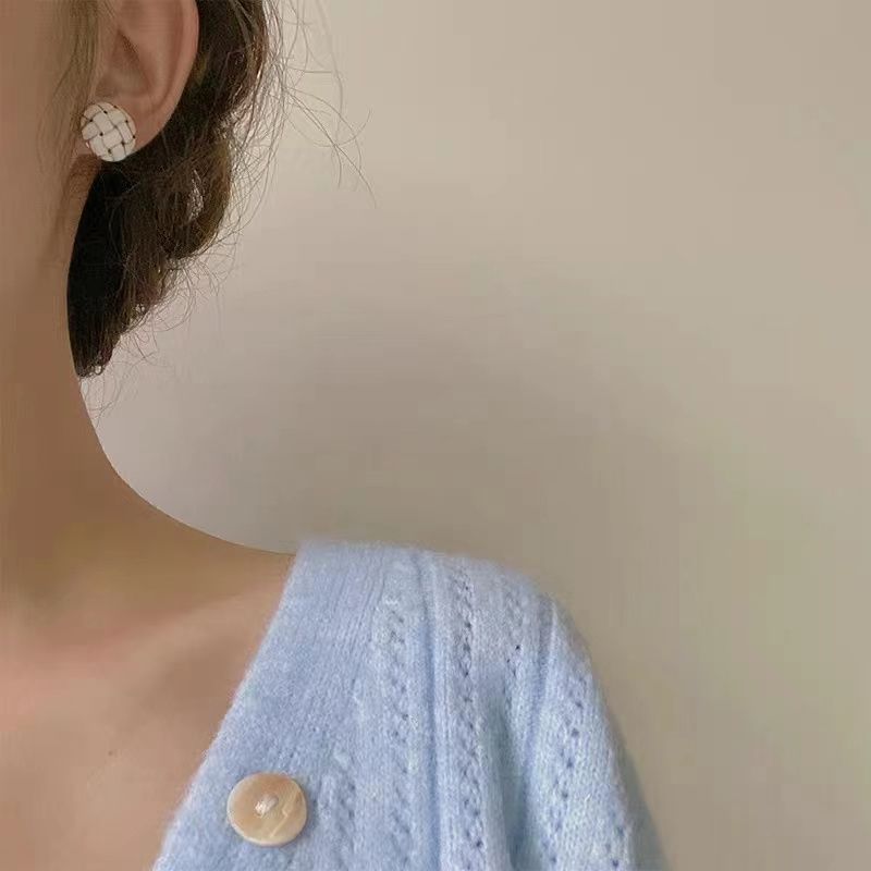 S925 Silver Needle Fashion Plaid Design Sense Earrings Niche Earrings Vintage Female Earrings Female details Picture