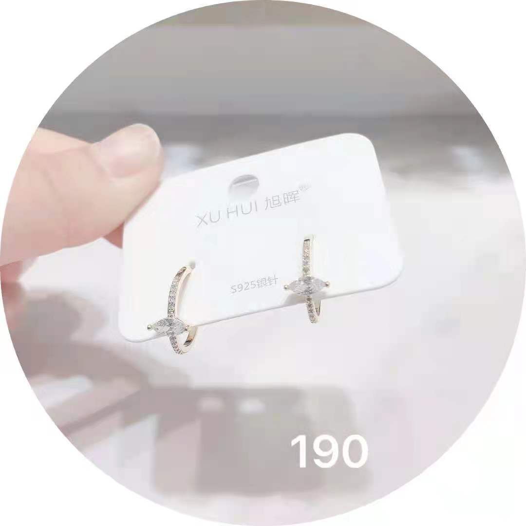 Classic fashion atmospheric earring A328
