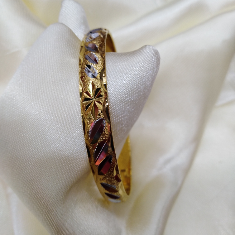 The internet-famous bestseller, the dual-color color-preserving gold bracelet 1z