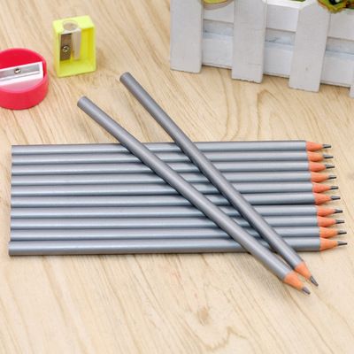 The manufacturer supplies hb silver wooden pencils with custom logos, 12-piece packs, which are safe, environmentally friendly and not easy to break