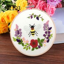 简易制作手工DIY挂件刺绣材料包休闲易学花中小蜜蜂