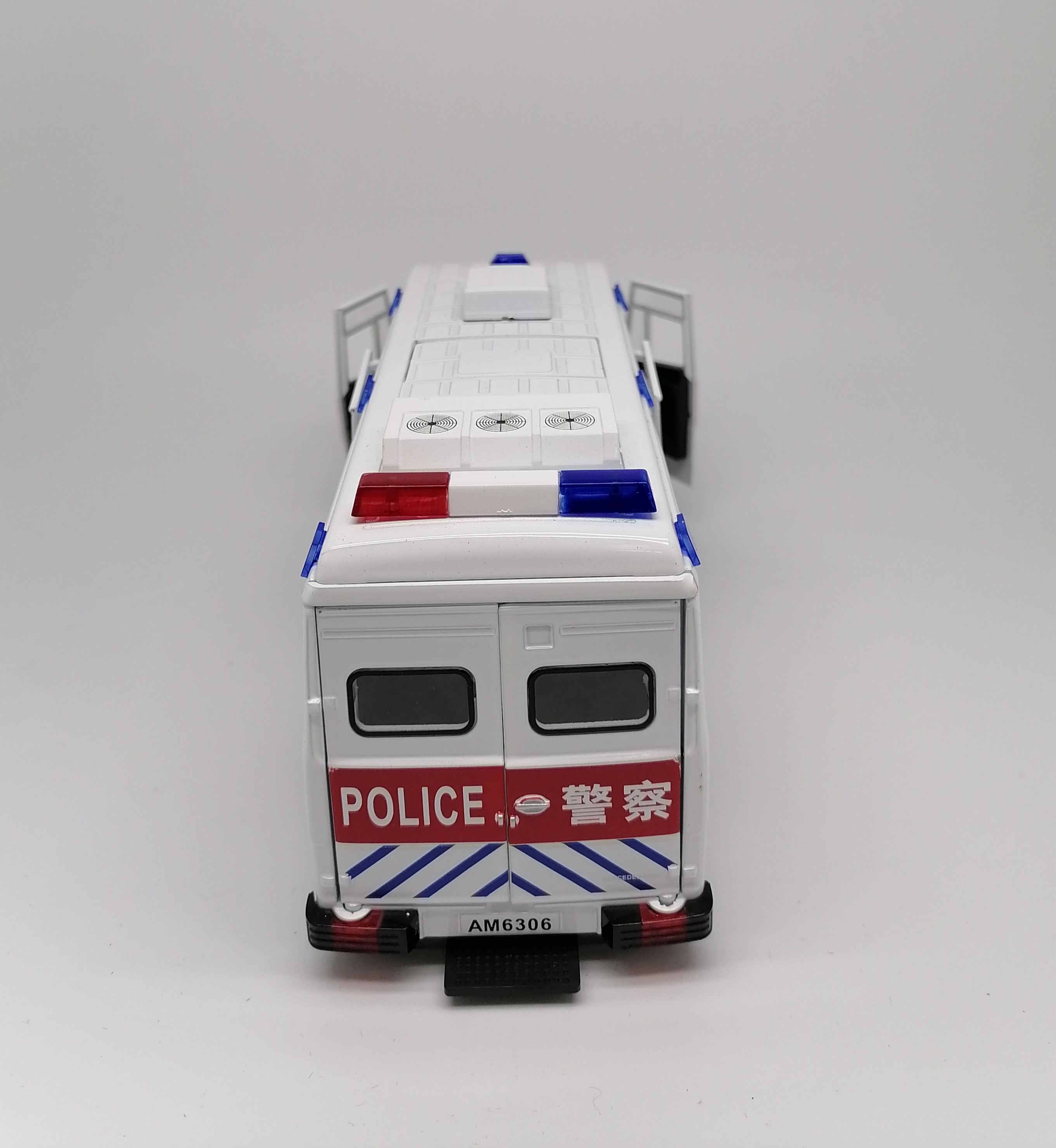 Alloy toy model car sound and light rebound door opening children's gift detail image 2