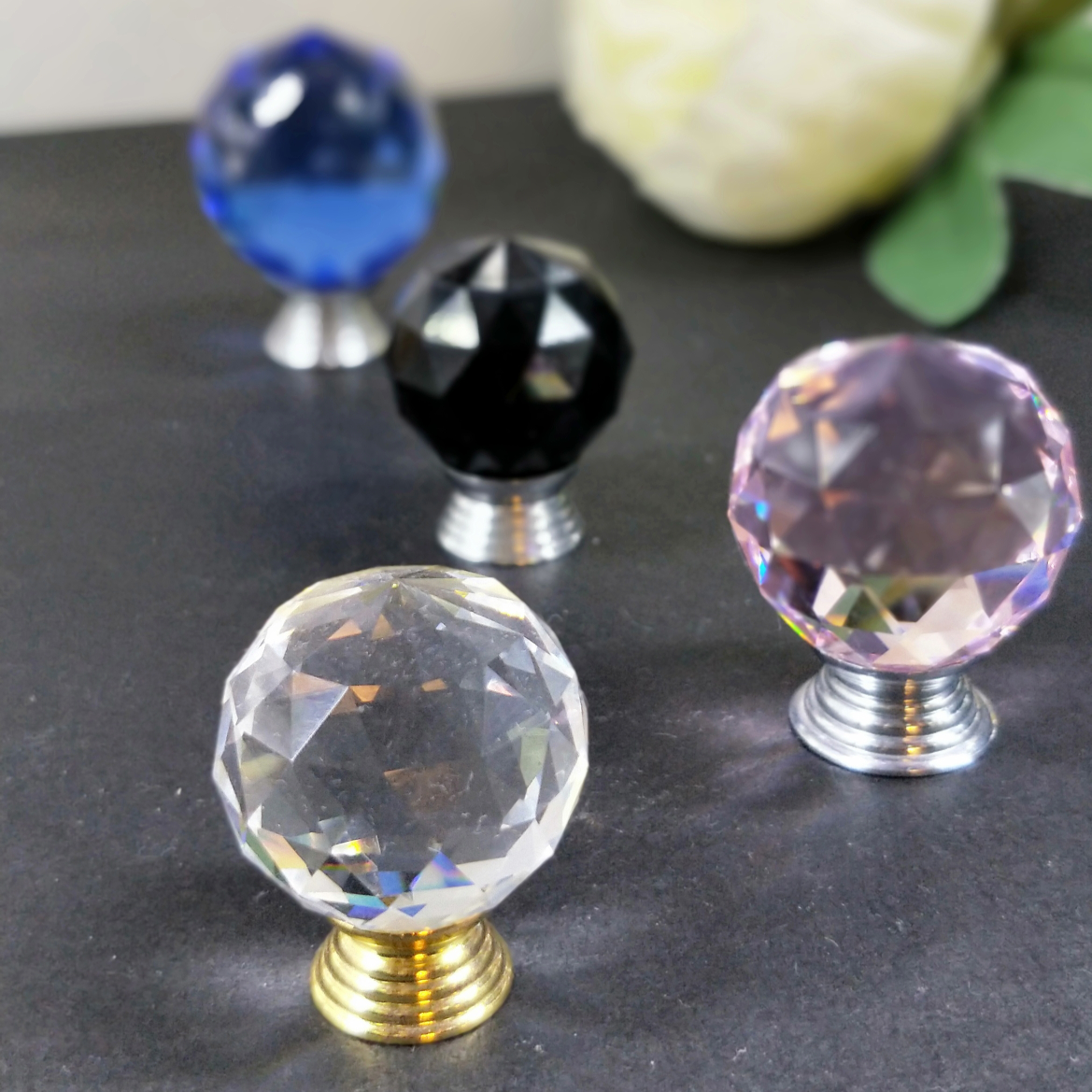 30 Crystal handle