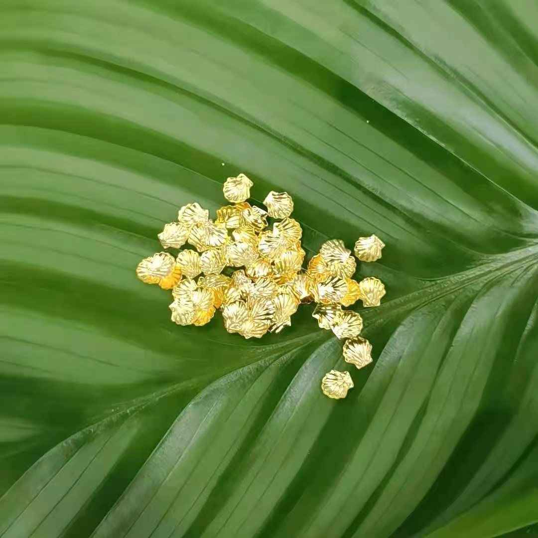 4.5X4.5 mini shell nail art accessory metal patches are a hit online Application Scenario