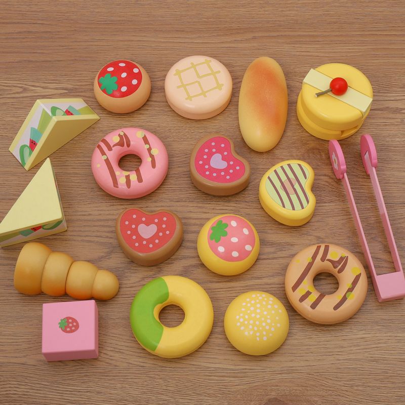 The wooden simulation mushroom mini cake is a children's pretend play toy with rich colors, strong fun, fine workmanship, visual ability cultivation, logical thinking ability exercise, and parent-child game details Picture
