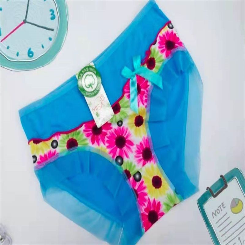 New Women's Underwear Fashion Girls' Briefs Women's Briefs Small Underwear High-Grade Cotton Underwear 38