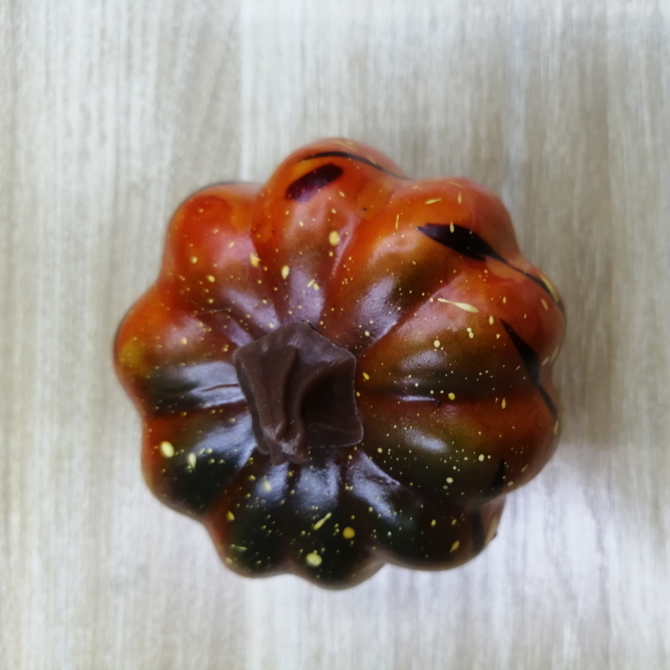 Christmas Nine-Headed Top Red Black Fruit 123