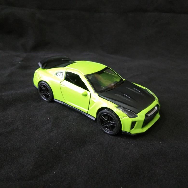 H003 alloy car model toy car, sound and light rebound door opening children's plaything, fragrant metal car