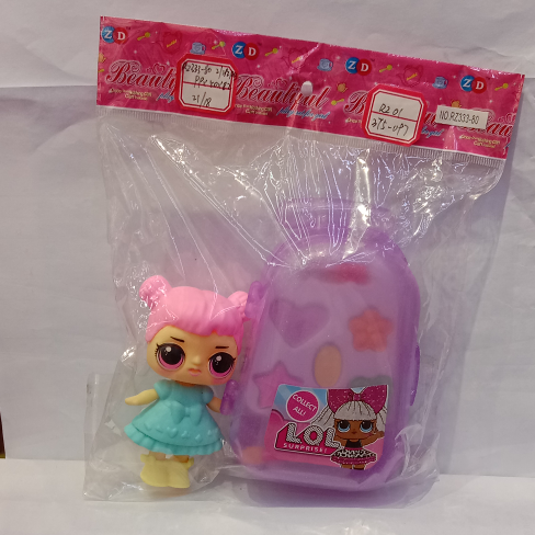 A 4-inch plastic doll cosmetic case