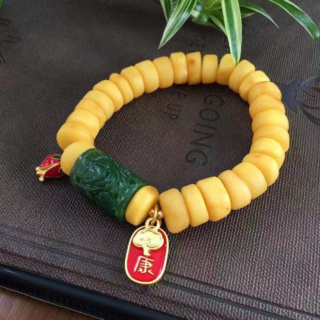 和田碧玉 路路通 手链 搭配7*10mm 料子细腻 上手效果佳 尺寸20*13*13mm详情图1