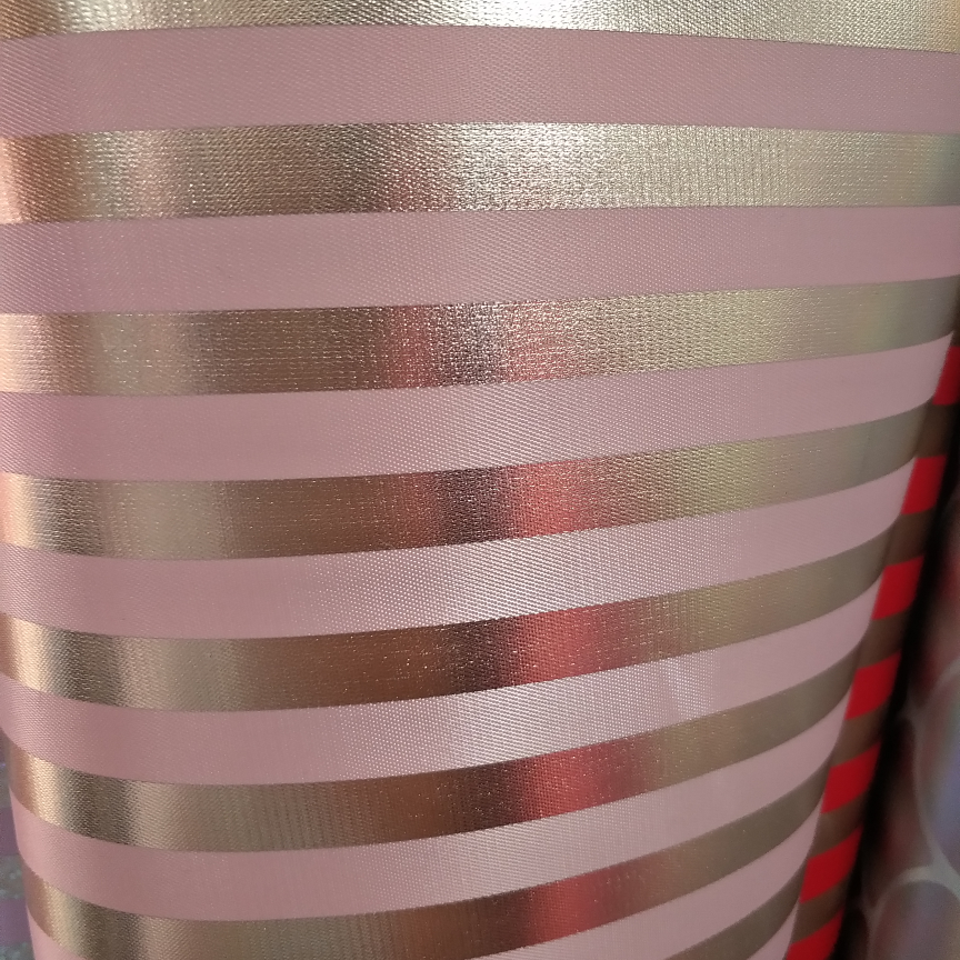 Hot gold stripes, gold dust,