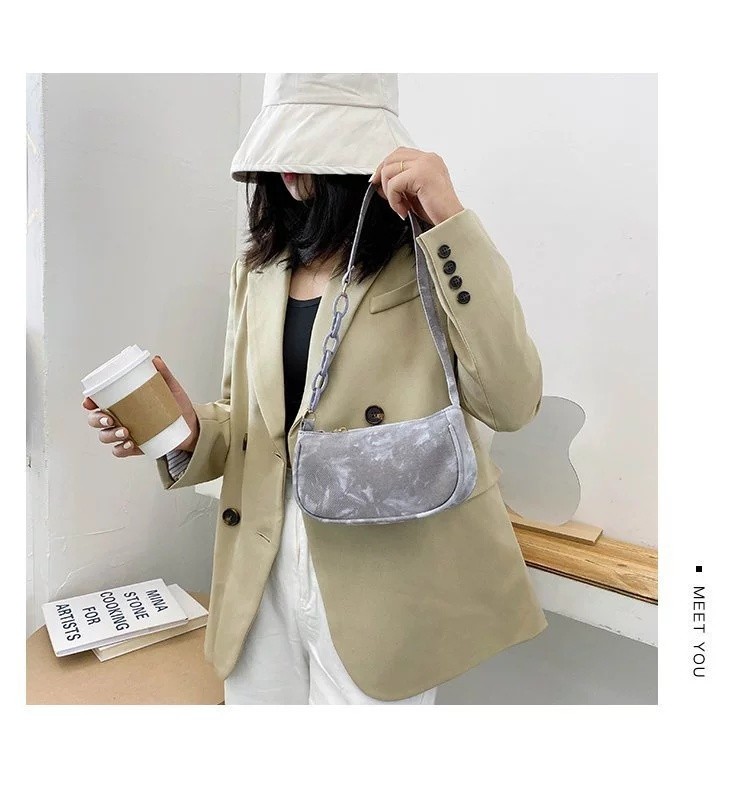 2021 Fashion New Shoulder Acrylic Chain Stitching Armpit Bag Trend Tie-Dye Bag Handbag undefined
