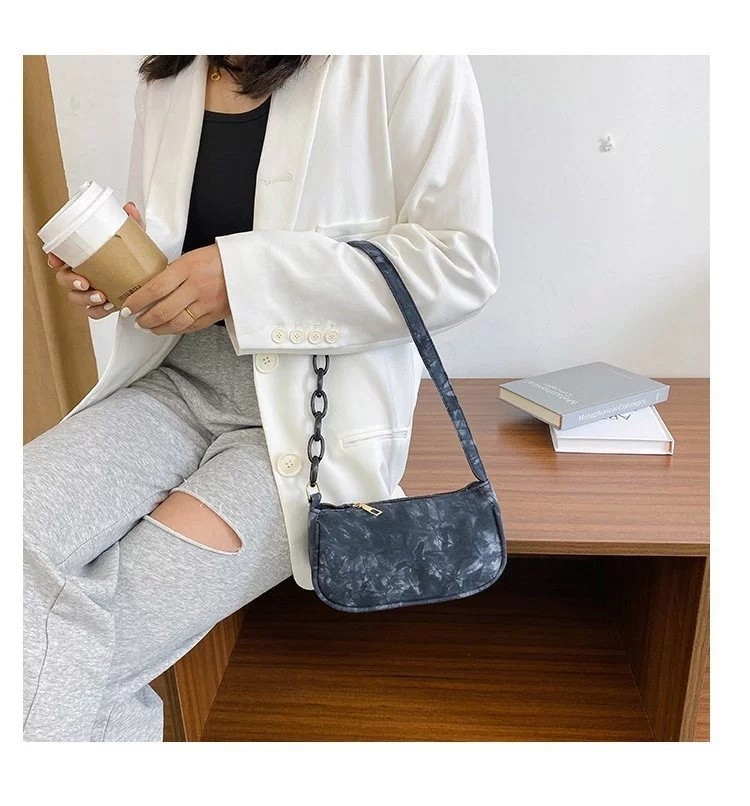 2021 Fashion New Shoulder Acrylic Chain Stitching Armpit Bag Trend Tie-Dye Bag Handbag Specification drawing