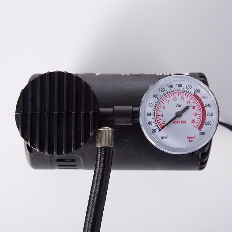 Mini car air pump, locomotive vehicle-mounted air pump, gift type, portable car tire, small air pump details Picture