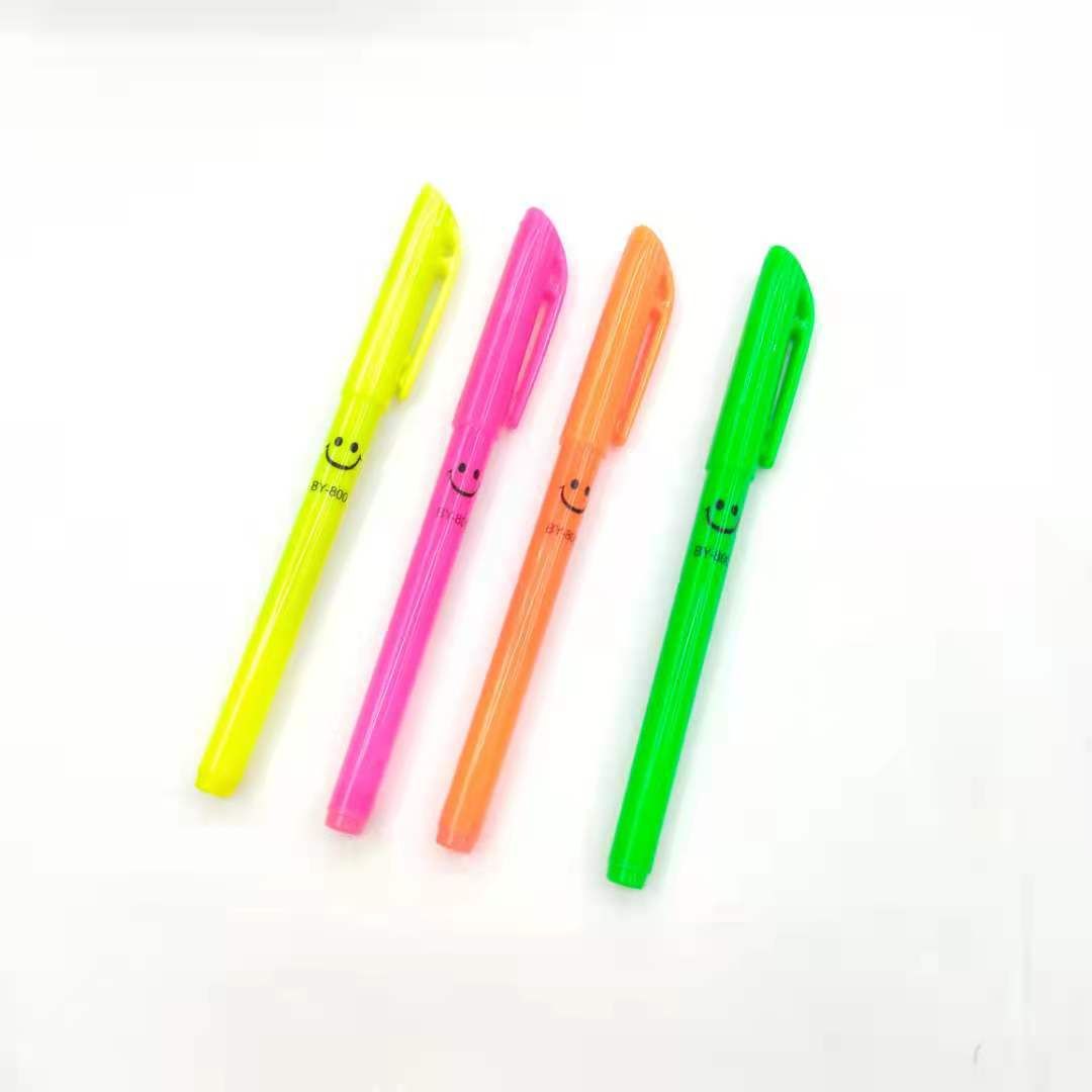 Creative candy-colored smiling gel pen, simple gel pen, student writing pen Application Scenario