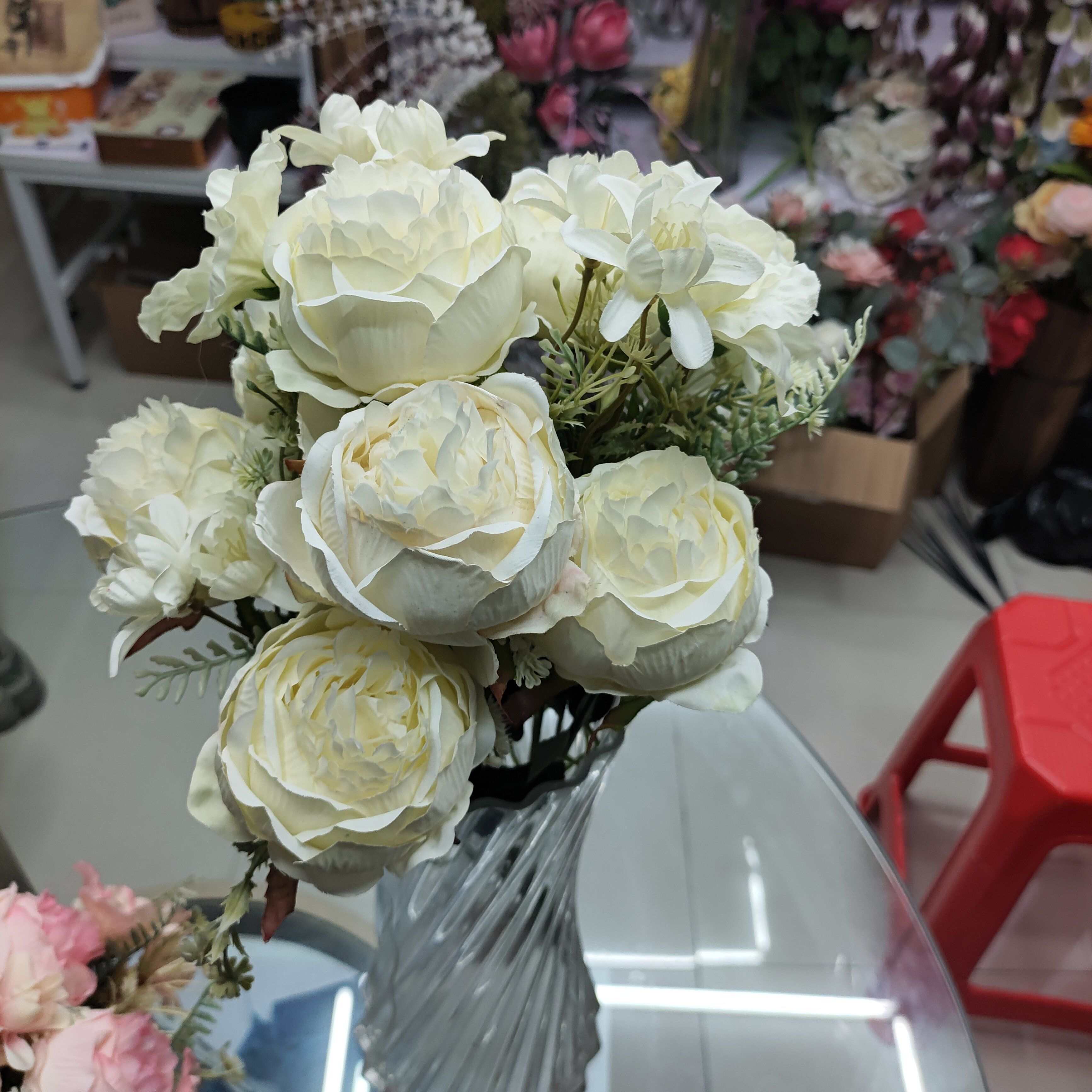 Yiwu Chengyu Artificial Flower 11-head small tea rose white