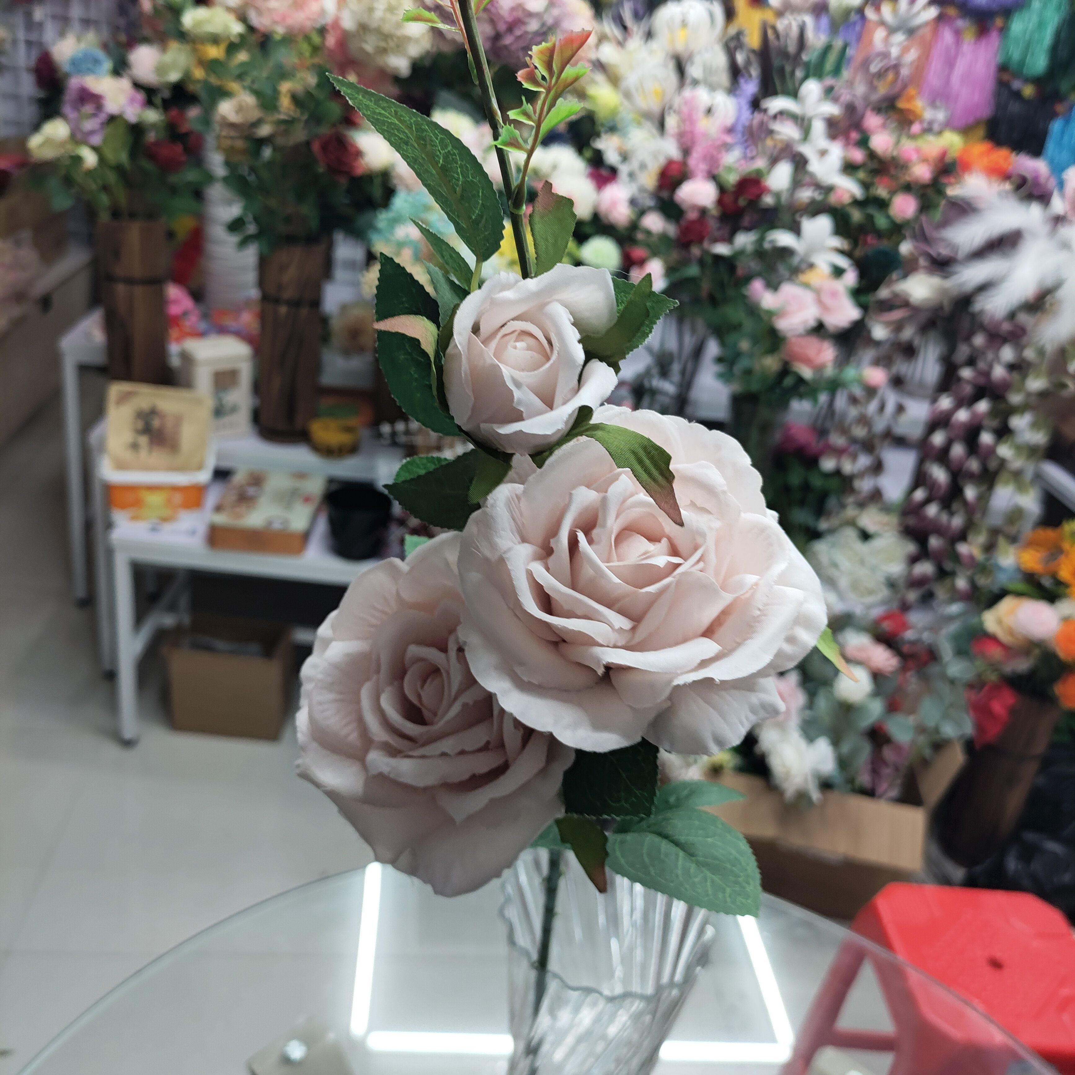 Yiwu Chengyu artificial flower, single rose with curled edges and 4 ends, pinkish-white