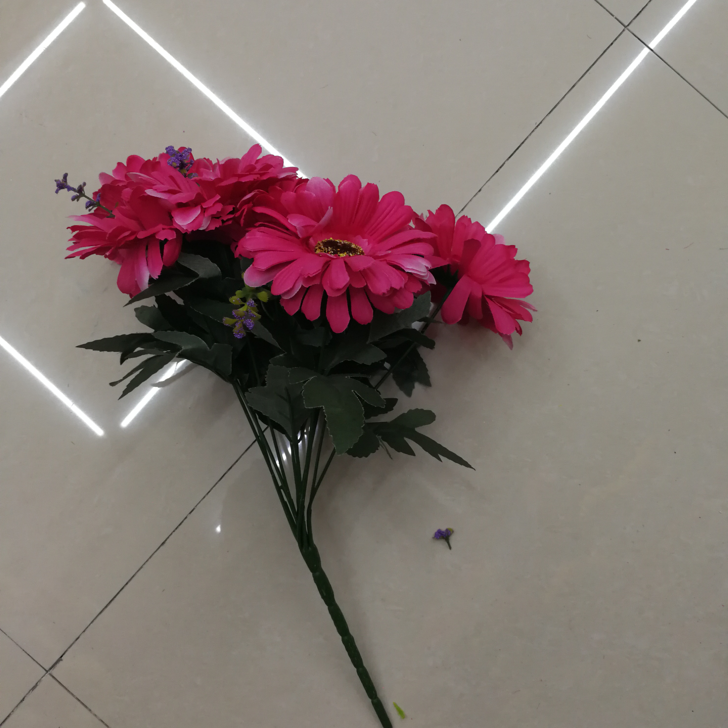 الزنابق الحمراء