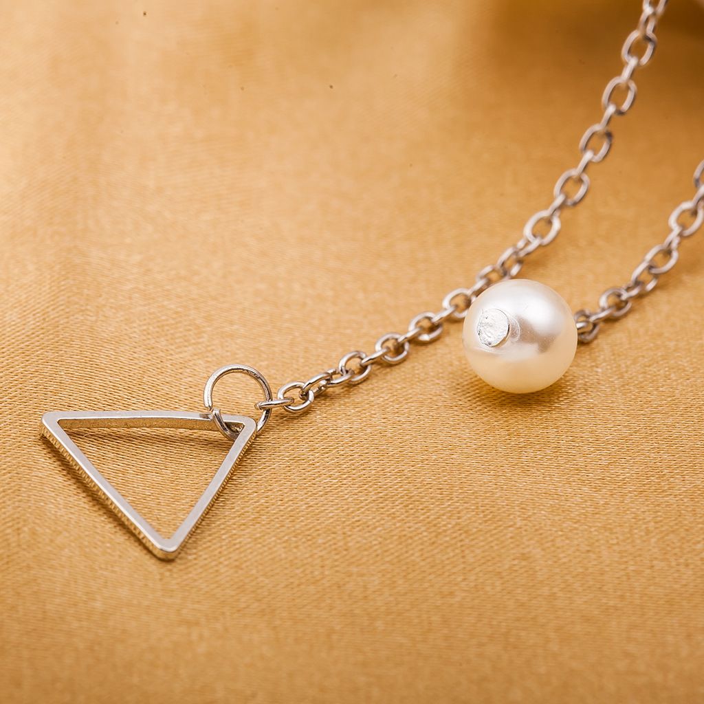 A new minimalist pearl necklace for women from Europe and America Specification image