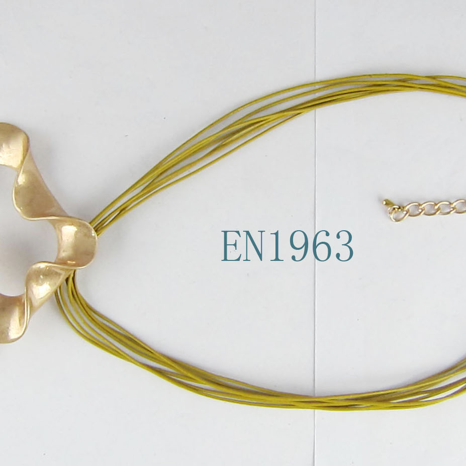 European and American fashion trend front line simple modern elegant popular new necklace c14