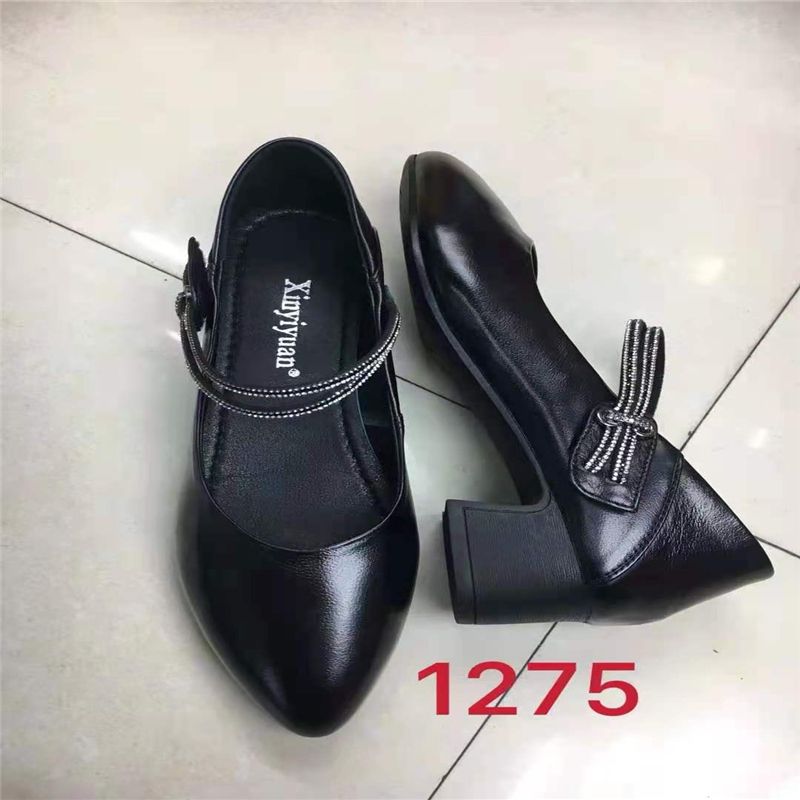 2021 Spring And Autumn New Pointed Leather Shallow Mouth Single Shoes For Women Thick Heel Carved Female Shoes 22