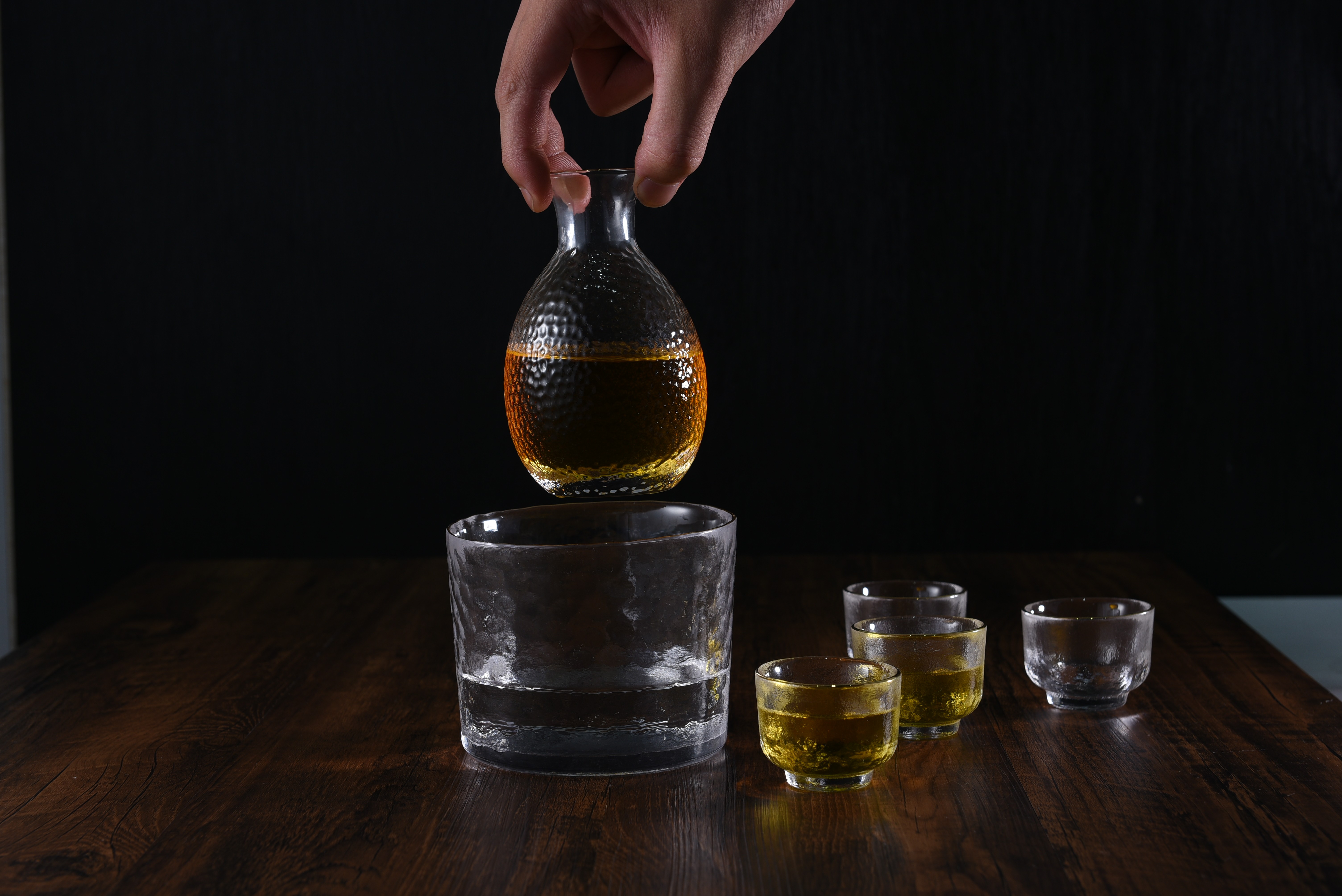 Japanese-style hammered gold-edge glass sake pot set, household white spirit cups, shochu and plum wine gift box wholesale pic 17