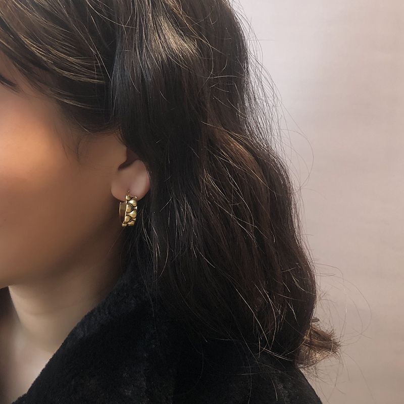 2021 New 925 Silver Needle Heavy Metal Letter C Earrings, designer style, retro color retention, individual and trendy earrings for women