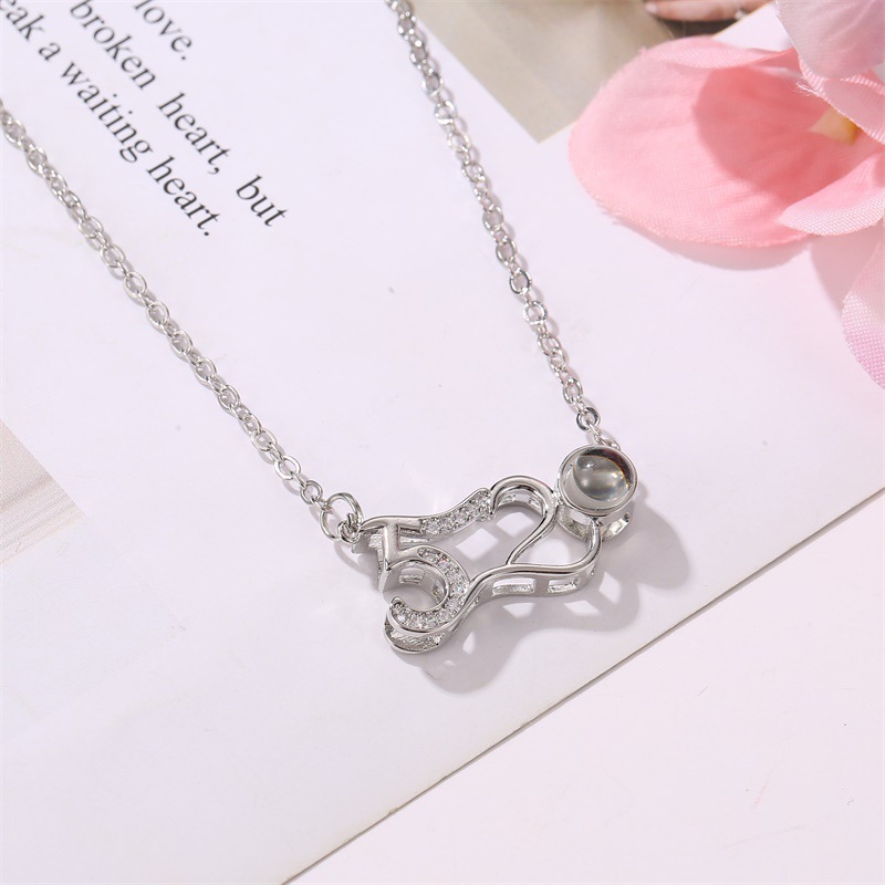 Douyin's "Love Memory" 520 projection necklace, 100 languages "I Love You" Internet celebrity collarbone chain necklace accessory Specification image