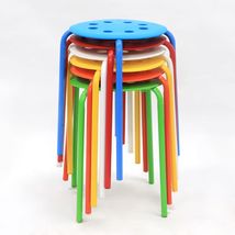 吕字家具-厂家直销塑料凳子八孔圆凳餐凳彩色摞起时尚餐椅仿玛琉斯凳子休闲椅子