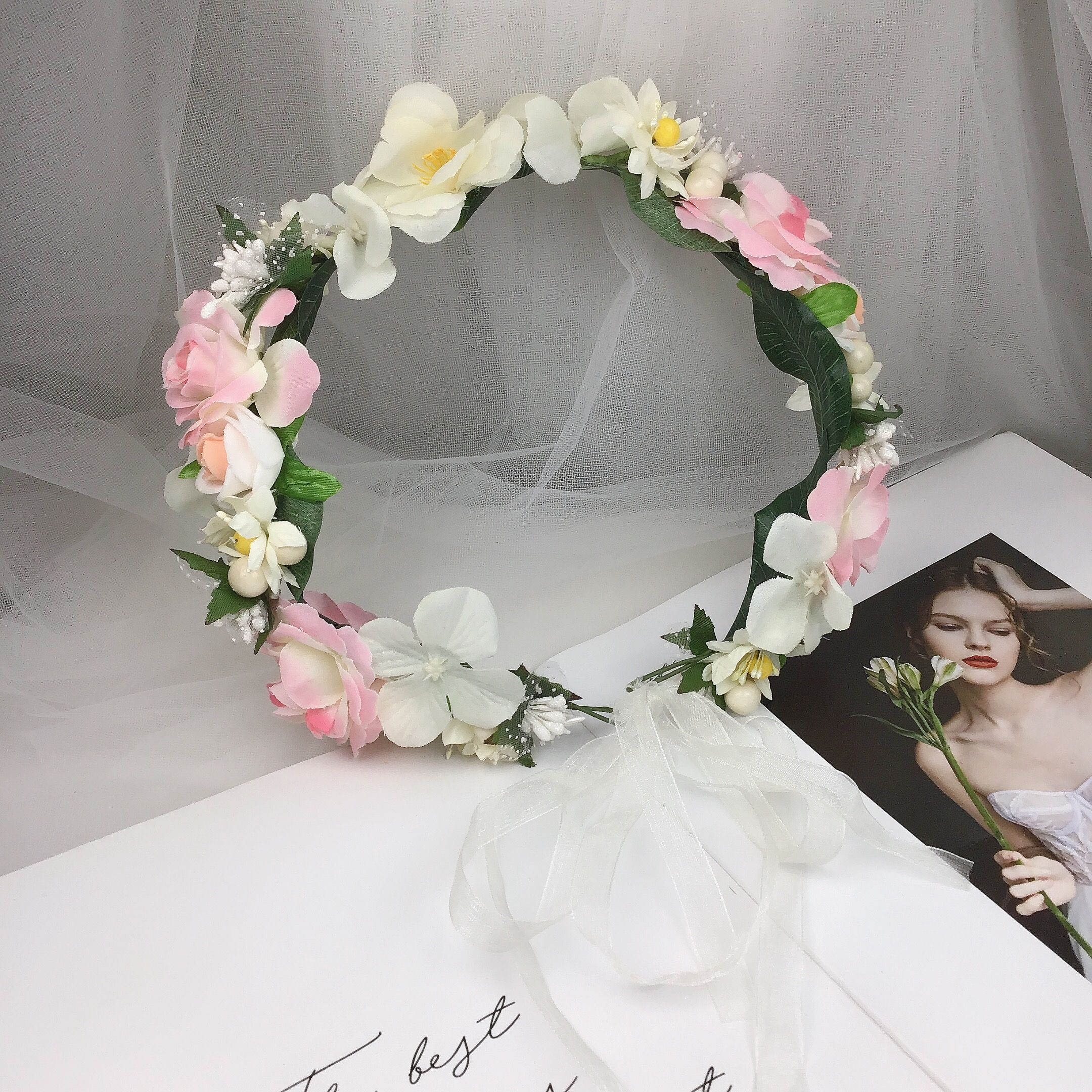 Jialan Accessories Factory produces sweet and cute fairy flower headbands and flower garlands in the Korean style of the country