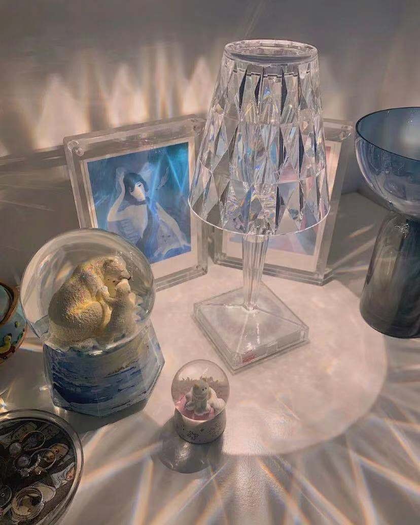 现代简约亚克力水晶台灯 便携个性创意水晶氛围小夜灯 浪漫钻石灯详情图5