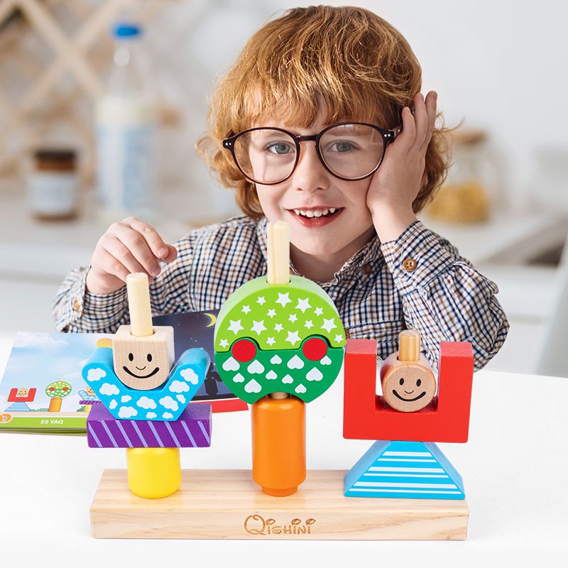 The wooden educational day and night creative building blocks are highly entertaining, logical thinking ability can be cultivated, parent-child games can exercise hand-eye coordination, and open up unlimited imagination space. Early education enlightenment toys accompany your growth