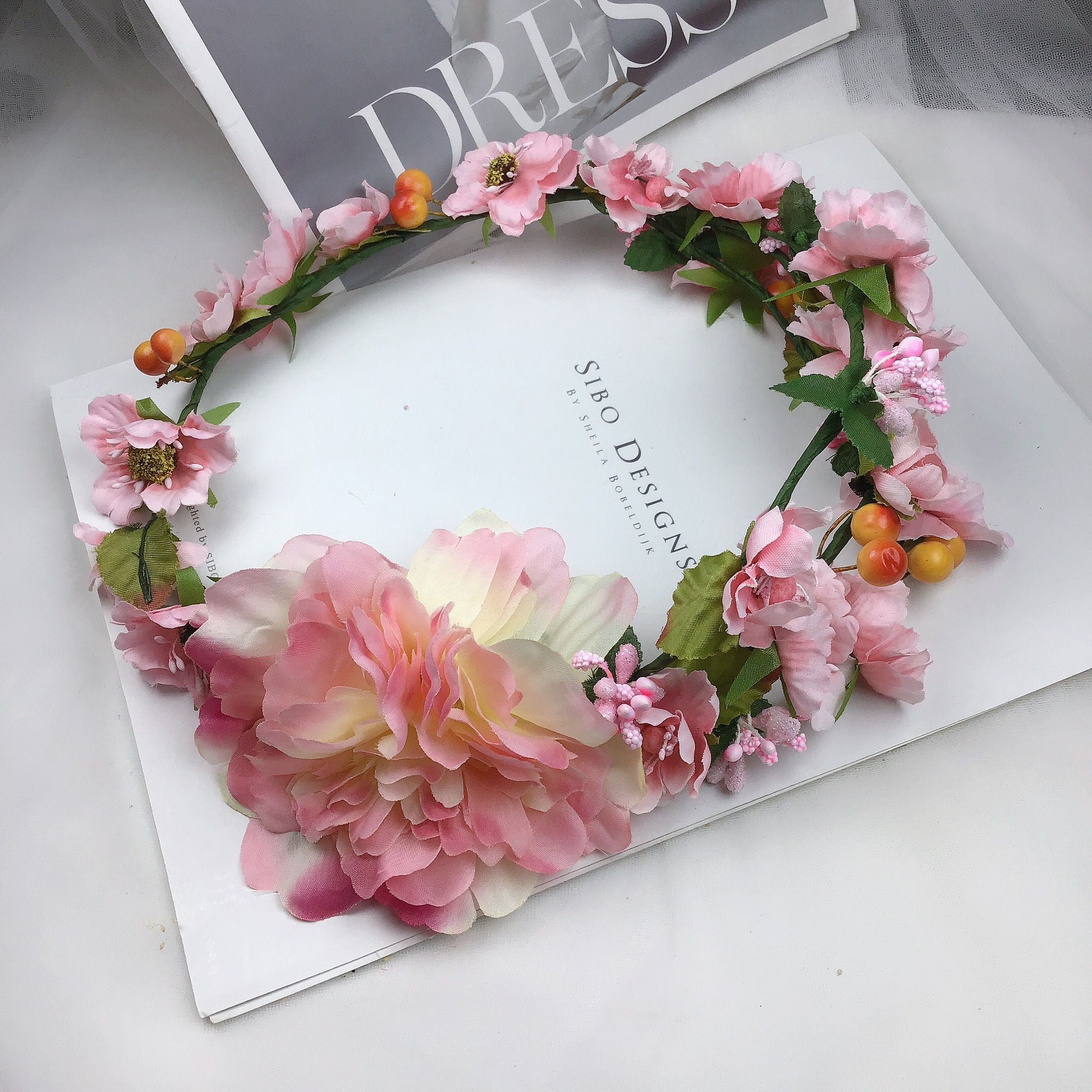 Jialan Flower Wreath Fairy Style Country-style pink flower and berry Double flower wreath Children's performance versatile headwear