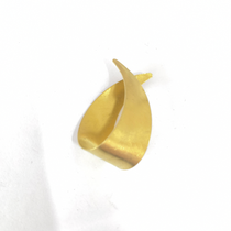 Crescent earrings do not weld needles
