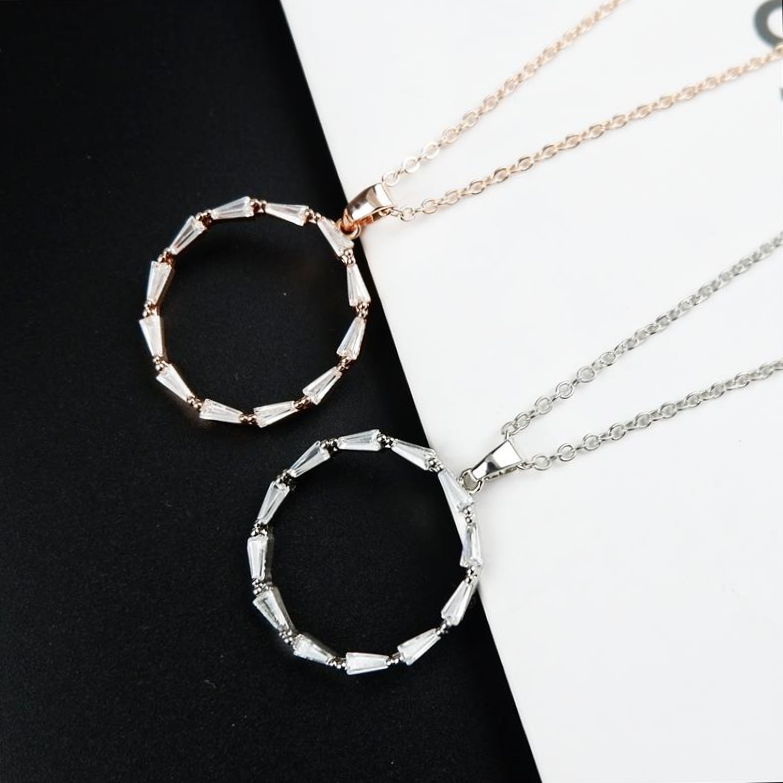 Exquisite Zircon Round Necklace Pendant