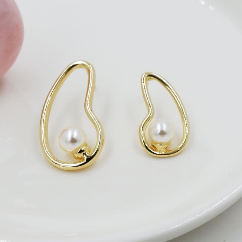 Temperament Metal Imitation Pearl Earrings Ab Gold Silver Earrings details Picture
