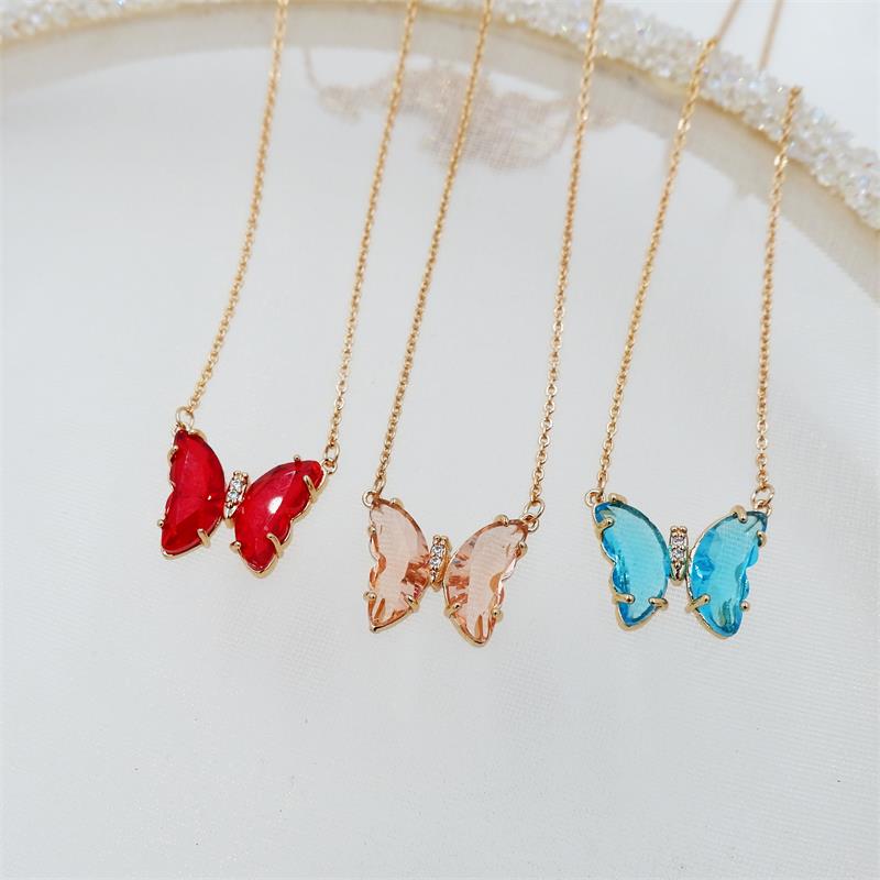 Colorful Butterfly Gold Detailed Necklace Pendant Application Scenario