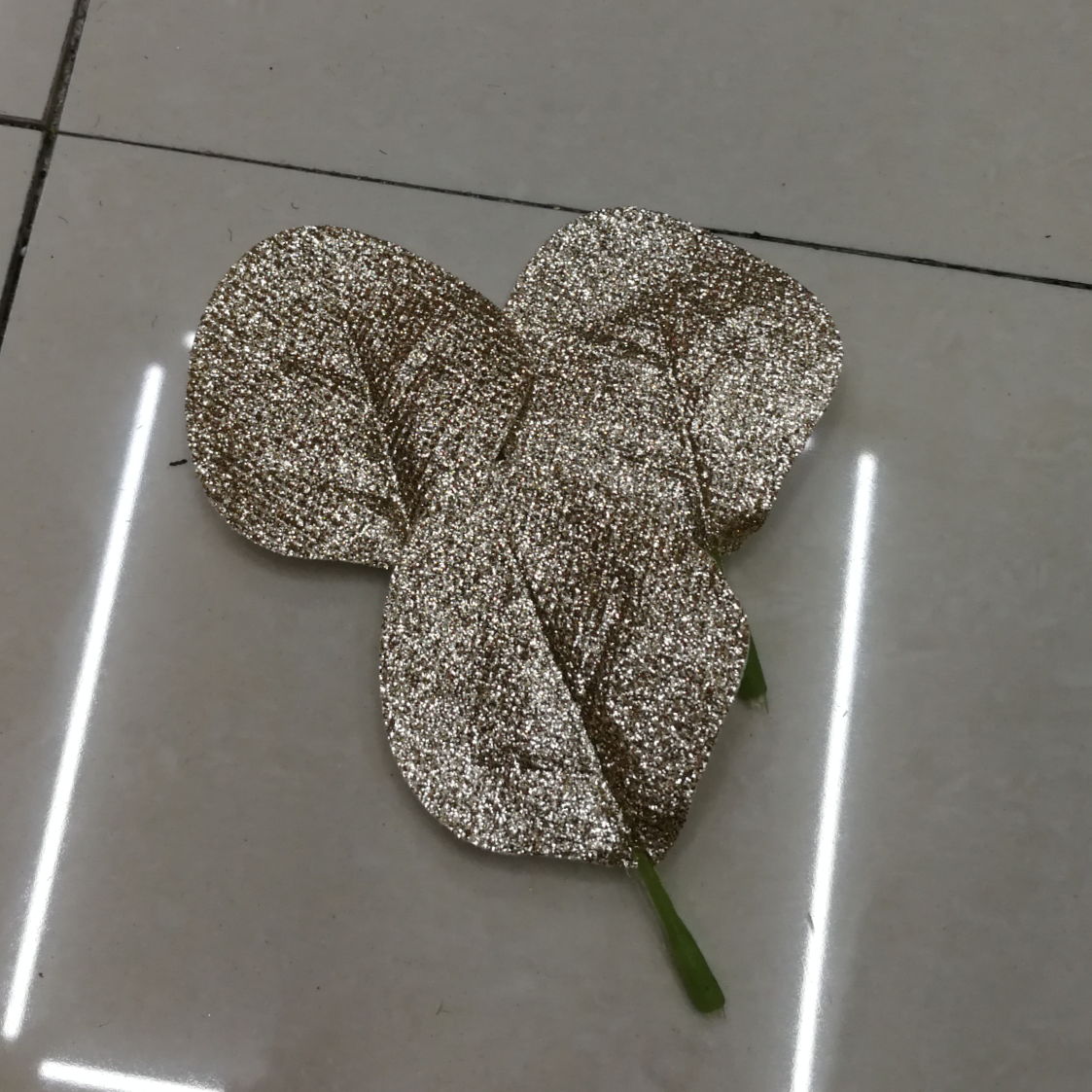 三头银耳
