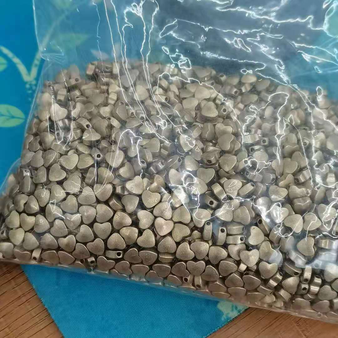 6X5.5X3.5 eco-friendly pure brass accessories, small ornaments and accessories, fashionable and trendy factory direct sales full figure
