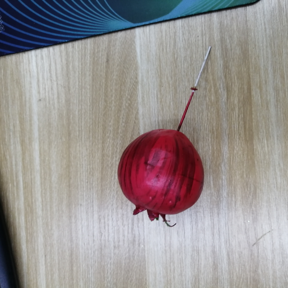 4cm pomegranate