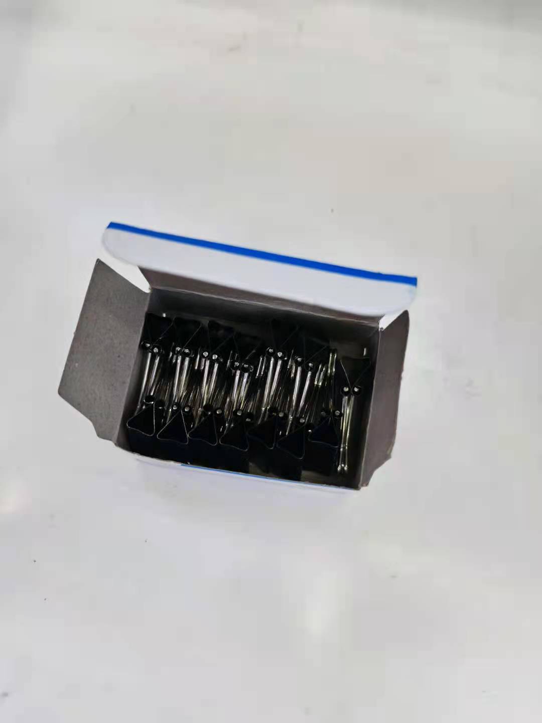 32MM boxed swallowtail clip, metal hollowed-out long tail clip, mixed folder, organizing clip, book clip, swallowtail clip Item Picture